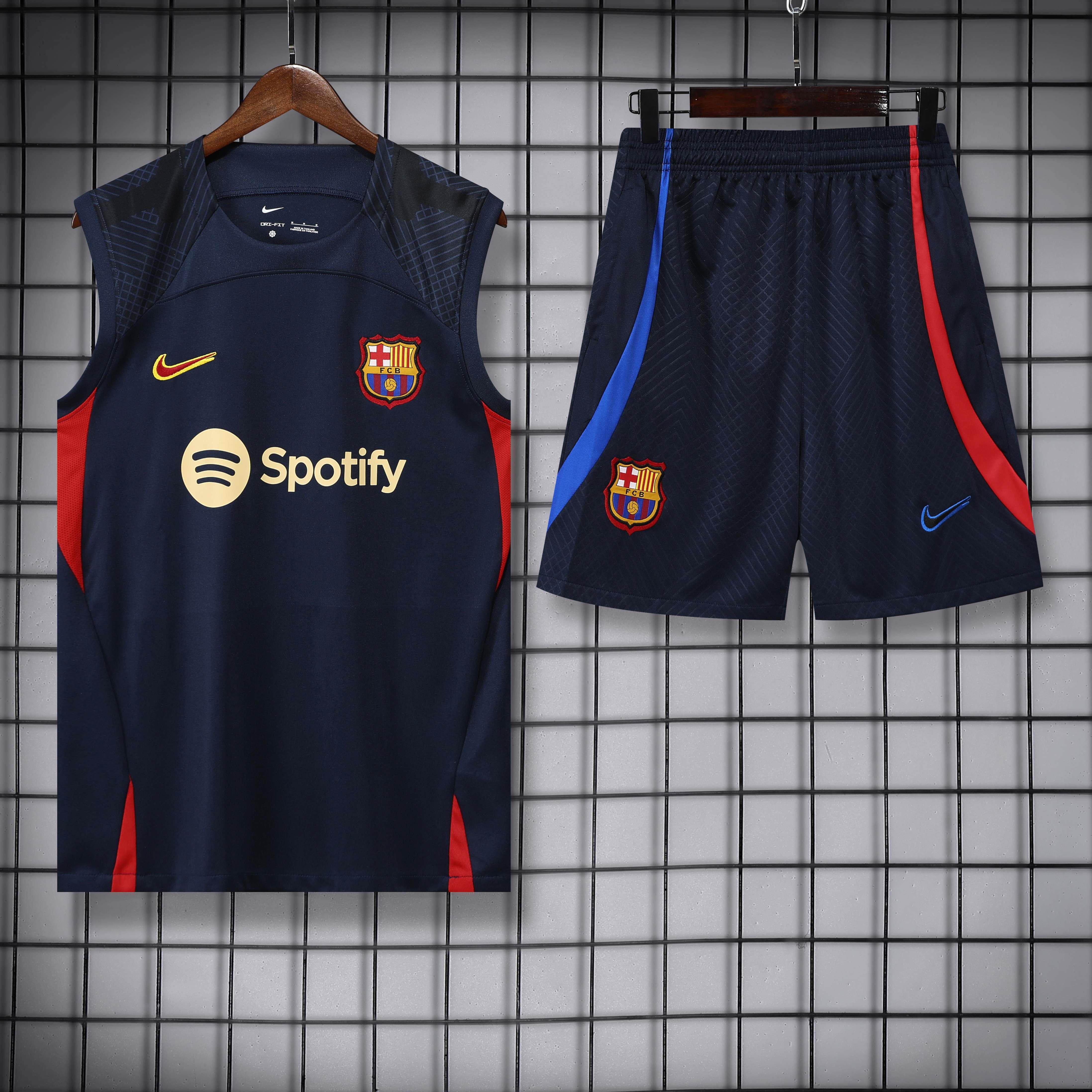 Bộ Quần Áo Barcelona Training 2023 - 2024